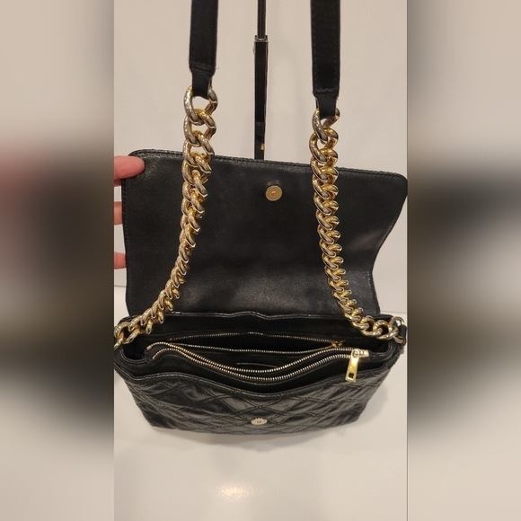 Marc Jacobs Black Quilted Leather Shoulder Bag with Gold Bow - Picture 4 of 6